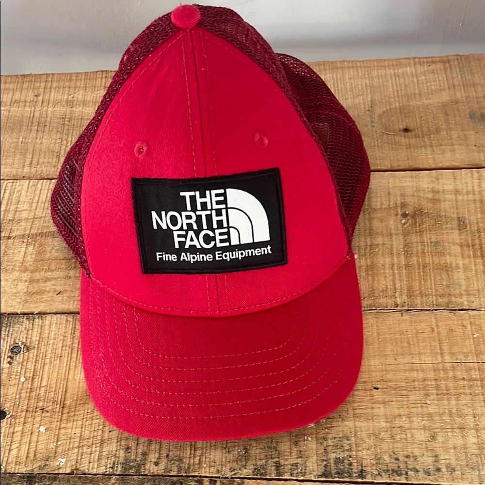 The North Face Bold Red Cap